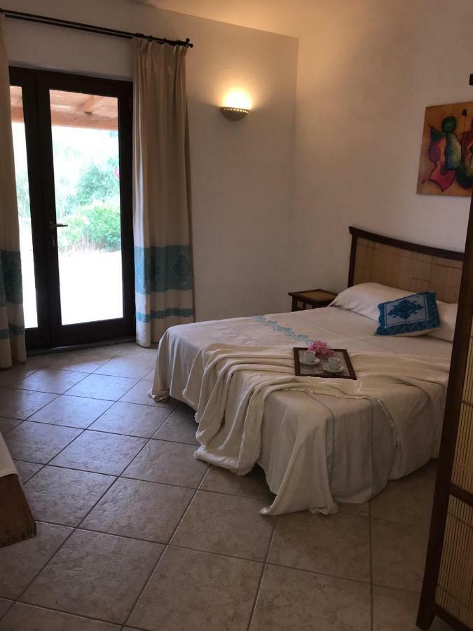 La Puntaccina Villa Aglientu Bagian luar foto