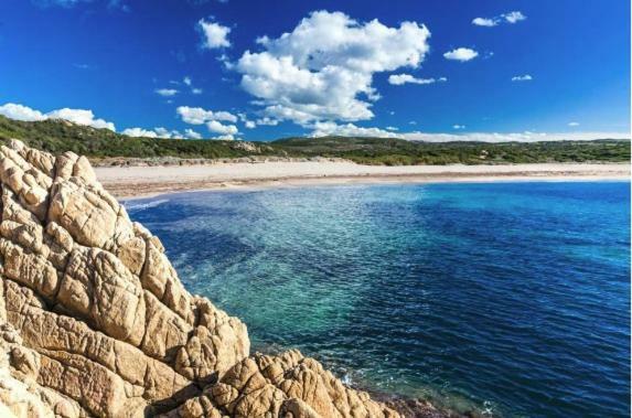 La Puntaccina Villa Aglientu Bagian luar foto
